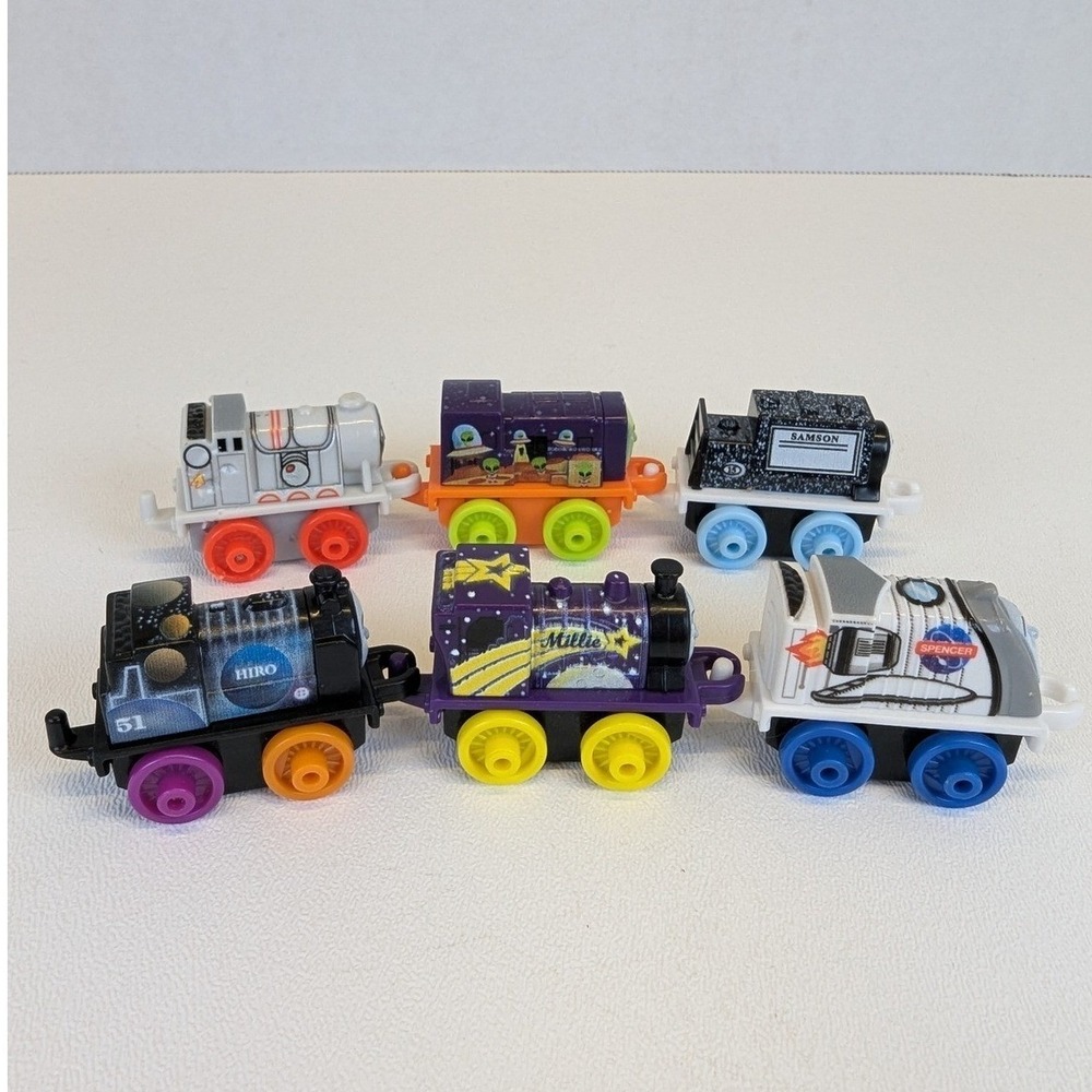 Thomas and Friends Minis Outer Space Sci-fi Alien Set Lot of 6